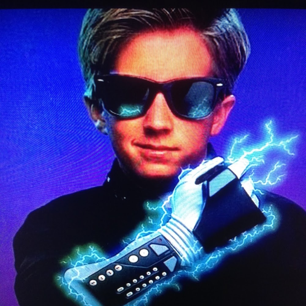 Meet your Posher, Adam